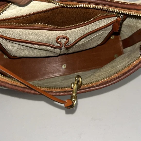 Dooney and Bourke Vintage Brown and Black Pebbled Leather Hobo Shoulder Bag
Y2k - Picture 14 of 17